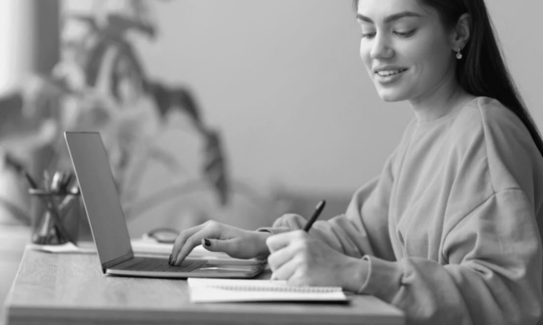 Formateur zemrato en session de travail
